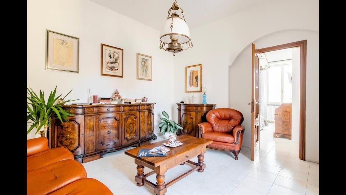 B&B Maison Rosetta Iun-E4948 Nuoro  Bagian luar foto