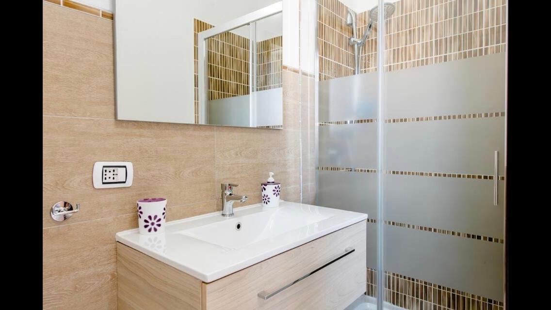 B&B Maison Rosetta Iun-E4948 Nuoro  Bagian luar foto