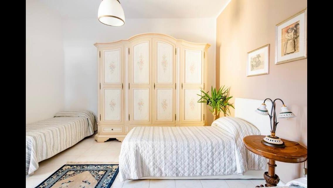 B&B Maison Rosetta Iun-E4948 Nuoro  Bagian luar foto