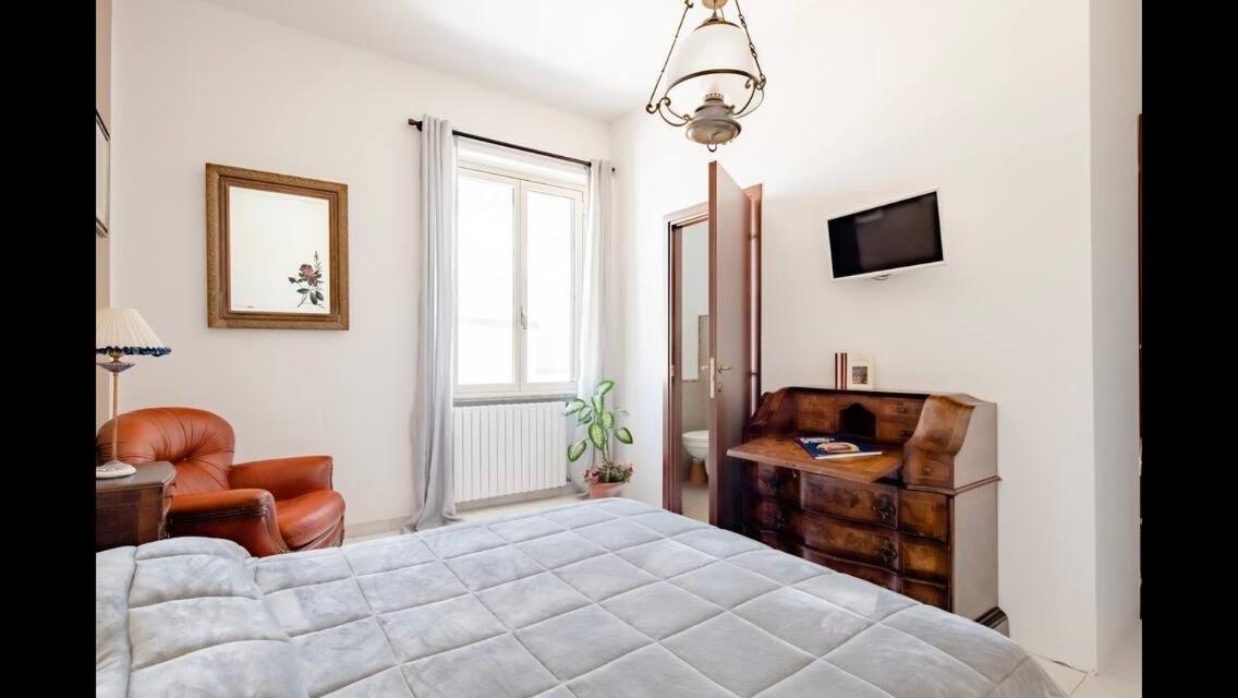 B&B Maison Rosetta Iun-E4948 Nuoro  Bagian luar foto